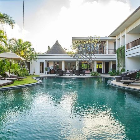 Villa Diana Bali 16 Bedrooms Seminyak Kültér fotó